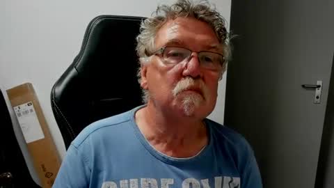sharlots_pet online show from 15, 7, 2026