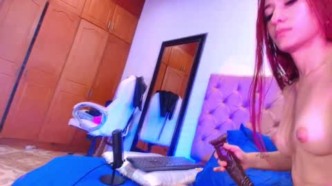 Snapshot of sharlott_kiss chatting on 30, 1, 2025 Sharlott online show from 30, 1, 2025