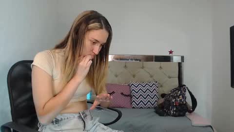 Sara online show from 6, 3, 2025