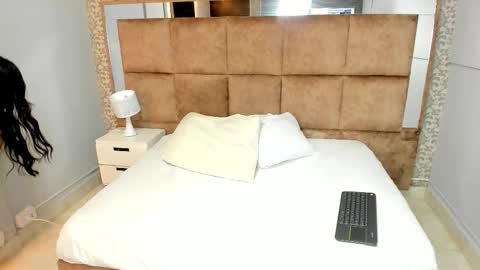 Snapshot of sharlottedoll chatting on 25, 2, 2026 SHARLOTTE online show from 25, 2, 2026