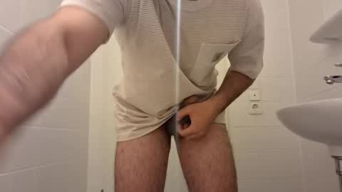 Snapshot of sharo_2000 chatting on 17, 11, 2025 Sharo snp sch asef15 online show from 17, 11, 2025