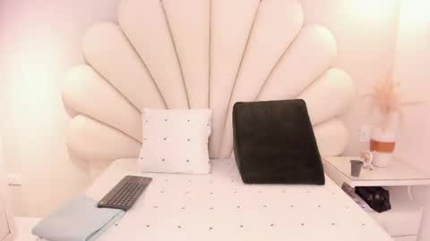 Snapshot of sharon__fire chatting on 5, 5, 2026 sharon fire online show from 5, 5, 2026