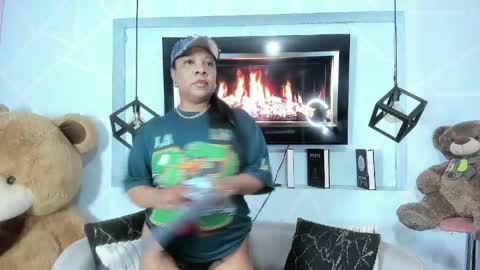 Snapshot of sharon_noa chatting on 28, 4, 2026 Sharon Noa online show from 28, 4, 2026