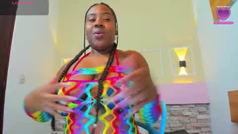 Snapshot of sharonhall3 chatting on 1, 2, 2025 Sharon Hall online show from 1, 2, 2025