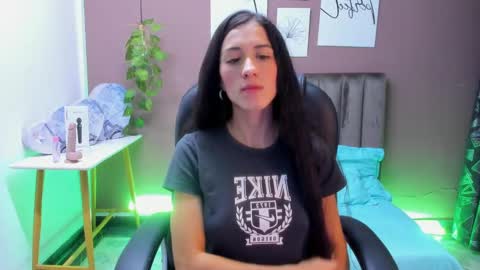 Sharon online show from 2, 2, 2025