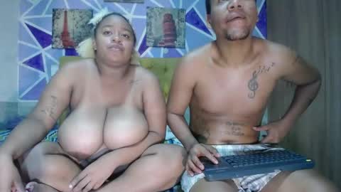 Snapshot of sharonx_morex chatting on 24, 4, 2026 sharonx_morex online show from 24, 4, 2026