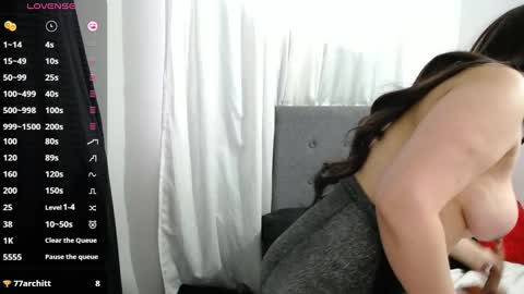 shayla_10 online show from 6, 10, 2025