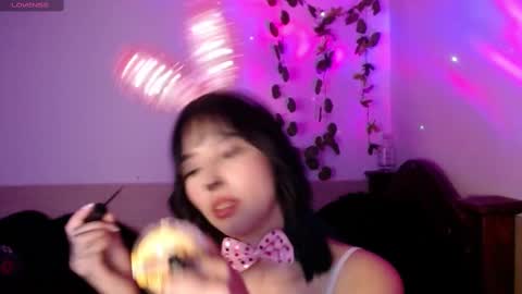 Shayla 3 online show from 23, 10, 2025