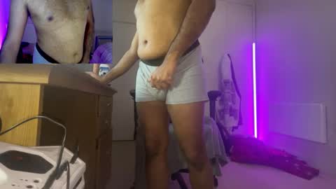 Snapshot of shdrz224 chatting on 19, 9, 2025 Shad online show from 19, 9, 2025