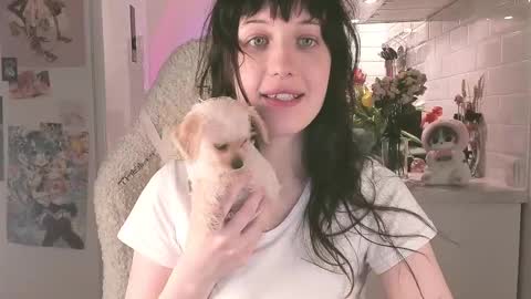 Snapshot of sheeny_shy chatting on 10, 3, 2025 Chiara online show from 10, 3, 2025