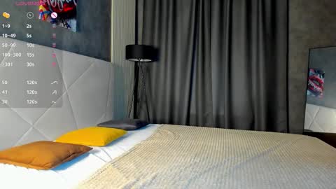 Snapshot of shei1a_shy chatting on 2, 10, 2025 Amely online show from 2, 10, 2025