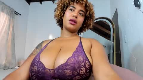 Snapshot of sheilamakano70 chatting on 27, 5, 2026 Sheila Makano online show from 27, 5, 2026
