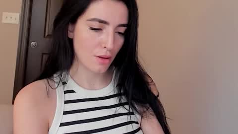 sheisallthat online show from 19, 11, 2025