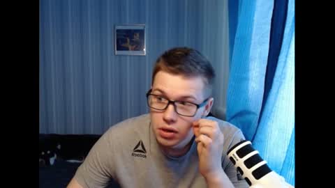 Snapshot of sheldon_music chatting on 17, 7, 2026 Sheldon online show from 17, 7, 2026
