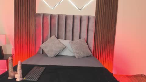 shelene_monrow online show from 2, 12, 2025