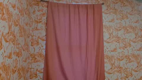 Snapshot of shelikessoymilk chatting on 26, 9, 2025 Erika online show from 26, 9, 2025