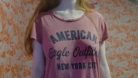 Snapshot of shelikessoymilk chatting on 30, 9, 2025 Erika online show from 30, 9, 2025