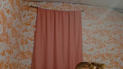 Snapshot of shelikessoymilk chatting on 11, 11, 2025 Erika online show from 11, 11, 2025