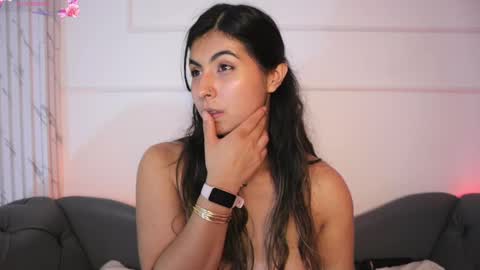  Transmission schedule Monday - Friday 715 am to 200 pm time Colombia  online show from 6, 3, 2025