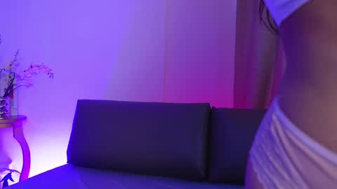  Transmission schedule Monday - Friday 715 am to 200 pm time Colombia  online show from 11, 9, 2025