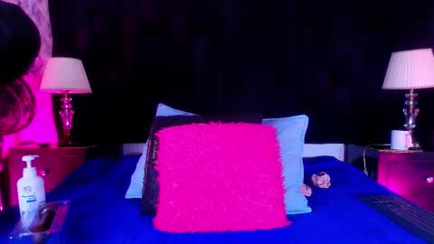 Shelsy online show from 10, 9, 2025