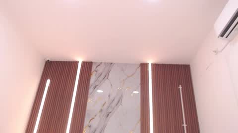 shena_nomy1 online show from 5, 11, 2025