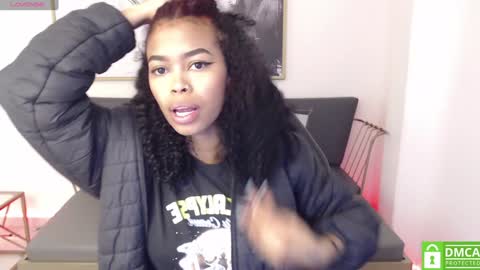 Shenna online show from 30, 12, 2024