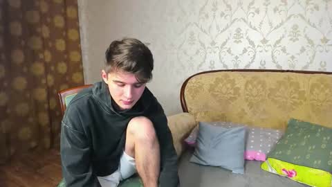 Max online show from 1, 10, 2025