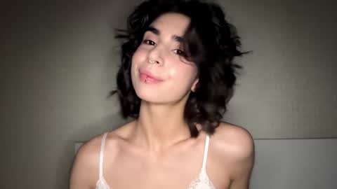 Amy online show from 4, 6, 2026