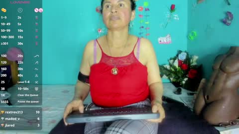 Shera Hade online show from 6, 4, 2026