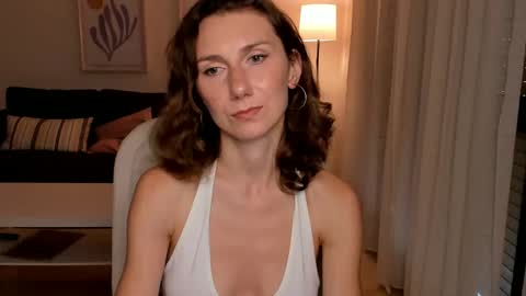 Snapshot of shesleepsnaked chatting on 15, 12, 2024 shesleepsnaked online show from 15, 12, 2024
