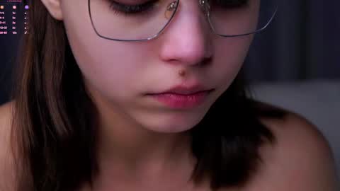 Iris online show from 13, 9, 2025