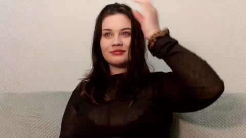 Snapshot of shinemuse chatting on 15, 1, 2026 Muse online show from 15, 1, 2026