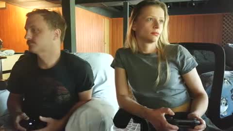 shinyandused online show from 17, 9, 2025