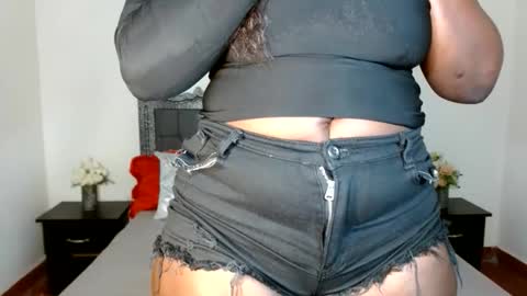 Snapshot of shiratie chatting on 24, 5, 2026 Shirat online show from 24, 5, 2026