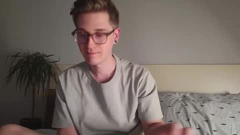 Matthew online show from 19, 12, 2025