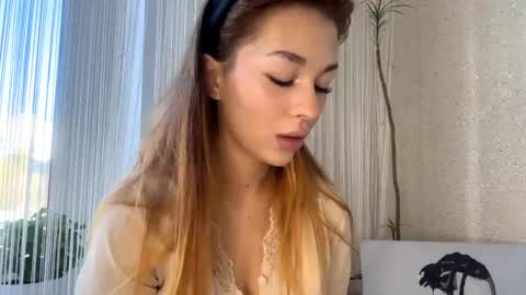 Snapshot of shirleepoma chatting on 17, 4, 2026 Joli online show from 17, 4, 2026