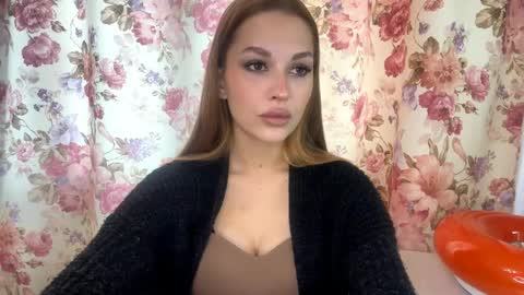 Snapshot of shirleepoma chatting on 22, 4, 2026 Joli online show from 22, 4, 2026