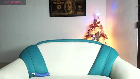 Snapshot of shirleyeduard chatting on 4, 12, 2024 shirleyeduard online show from 4, 12, 2024