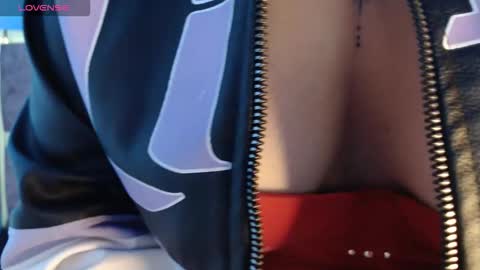 Shizuka online show from 25, 11, 2025