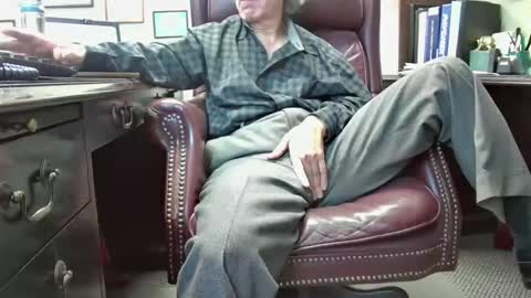 nikolas send dm for an appointment online show from 5, 11, 2025