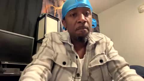 Snapshot of shortdog617 chatting on 18, 10, 2025 Short dog online show from 18, 10, 2025