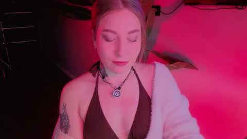 Snapshot of showmeyourfetish chatting on 2, 6, 2026 ShowmeYourfetish online show from 2, 6, 2026