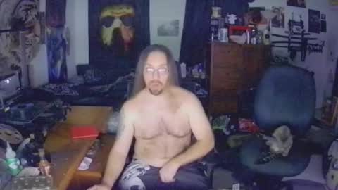 Snapshot of shredmancer chatting on 5, 2, 2025 shredmancer online show from 5, 2, 2025