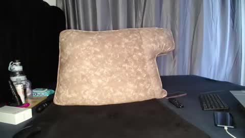 EVA online show from 10, 1, 2025