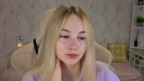 Snapshot of shy__polly chatting on 13, 7, 2026 Polly online show from 13, 7, 2026