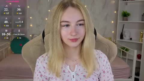 Snapshot of shy__polly chatting on 17, 7, 2026 Polly online show from 17, 7, 2026