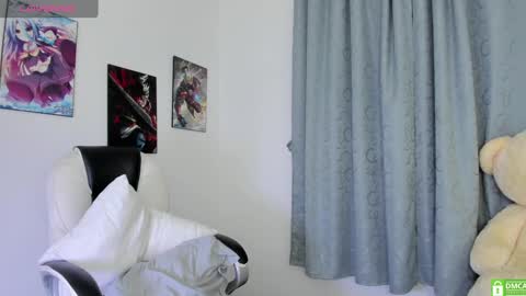 Nahomy online show from 6, 2, 2025