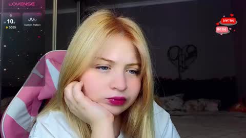 Molly online show from 22, 2, 2025