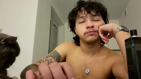 your shy boy online show from 10, 1, 2025